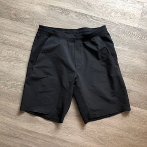 Men’s Lululemon shorts